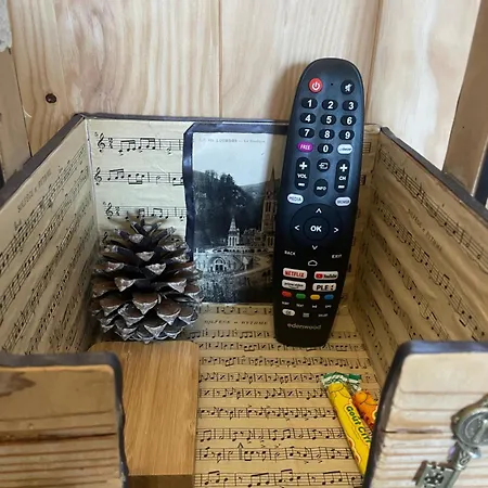 Premium, Wifi, Chaleureux * Λούρδη